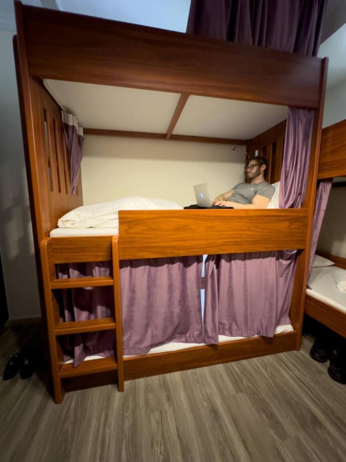 Хостел Business Backpackers Jbr Дубай Екстер'єр фото